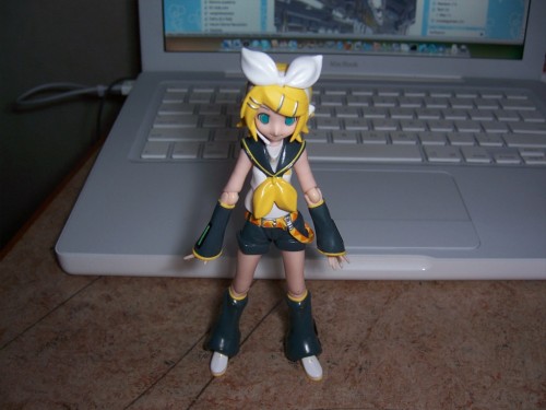 Picture 3 in [Kagamine Rin and Len Figmas]