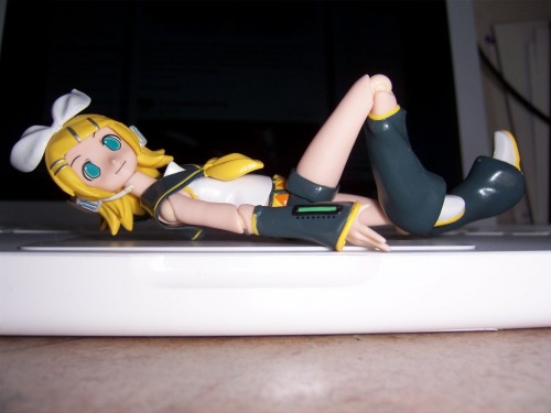 Picture 5 in [Kagamine Rin and Len Figmas]