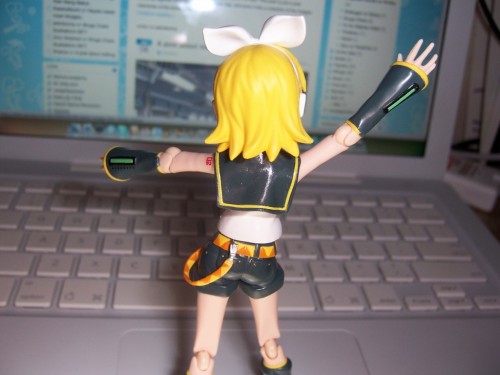 Picture 10 in [Kagamine Rin and Len Figmas]