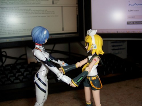 Picture 9 in [Revoltech Fraulein Ayanami Rei First Contact]